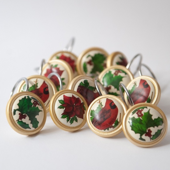 Set of 12 Vintage Christmas Wooden Shower Curtain Hooks - Picture 2 of 6